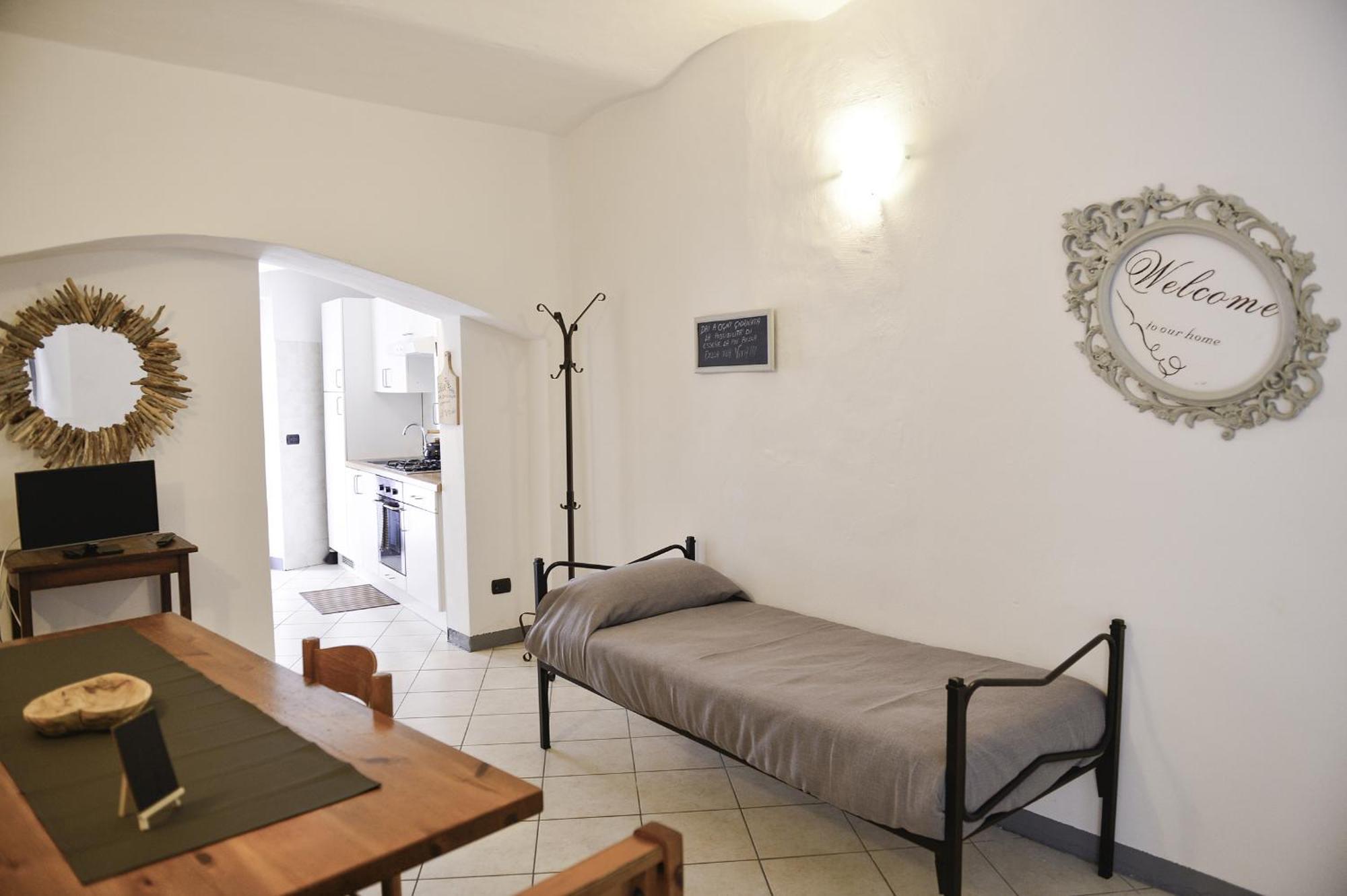 شقة A Casa Di Sole Brovello المظهر الخارجي الصورة